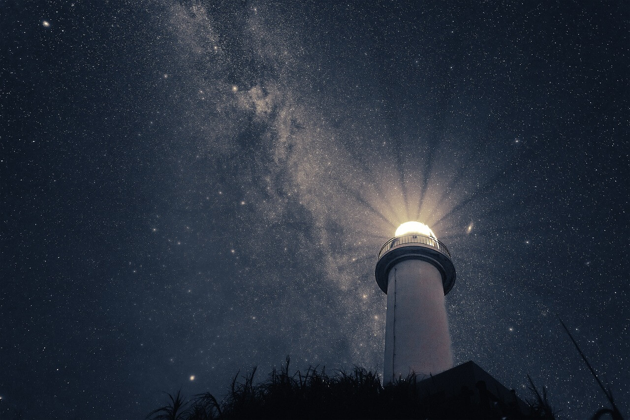 Lighthouse pointing at galactic center